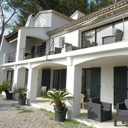 بيت للعطل Location Vue Sur Mer Avec Piscine - Mesomax *