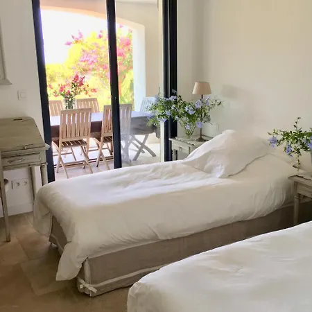بيت للعطل Location Vue Sur Mer Avec Piscine - Mesomax