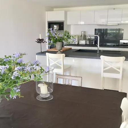 Location Vue Sur Mer Avec Piscine - Mesomax بيت للعطل