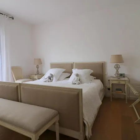 Location Vue Sur Mer Avec Piscine - Mesomax Carqueiranne