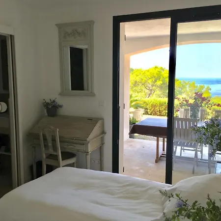 Holiday home Location Vue Sur Mer Avec Piscine - Mesomax