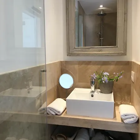Holiday home Location Vue Sur Mer Avec Piscine - Mesomax *