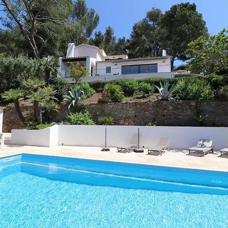 Holiday home Location Vue Sur Mer Avec Piscine - Mesomax